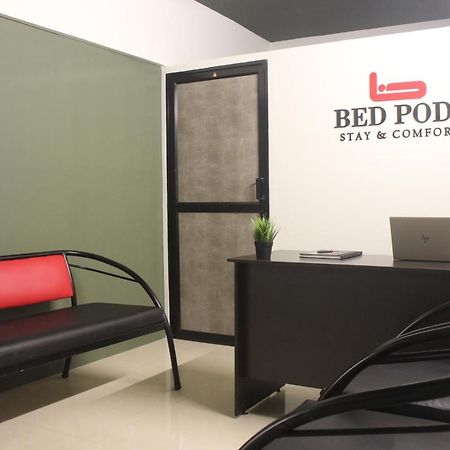 Bed Pods Vandrarhem Thiruvananthapuram Exteriör bild