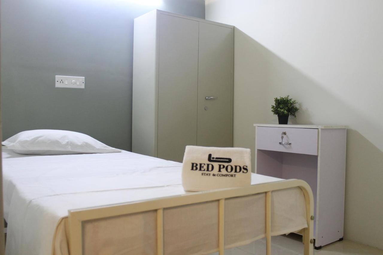 Bed Pods Vandrarhem Thiruvananthapuram Exteriör bild